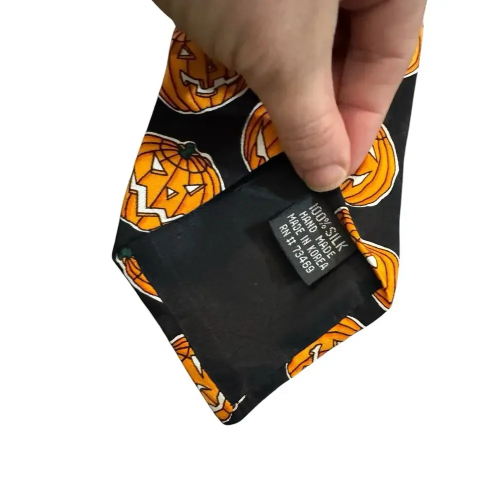 Addiction Halloween Pumpkins Jack O Lanterns Holiday Necktie 100% Silk